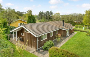 Awesome Home In Ebeltoft With Kitchen in Ebeltoft